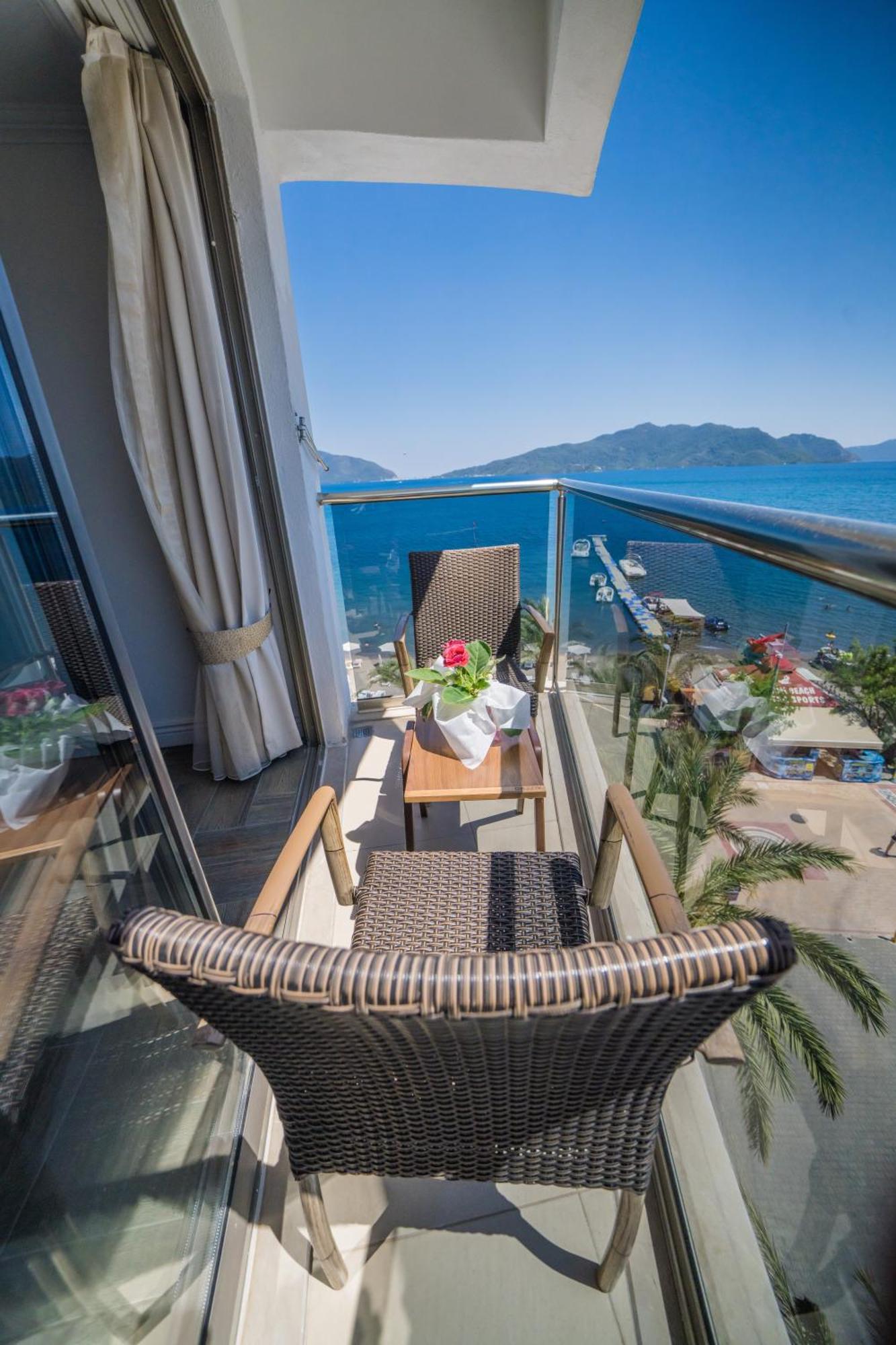 Aurasia Beach Hotel Μαρμαρίς Εξωτερικό φωτογραφία